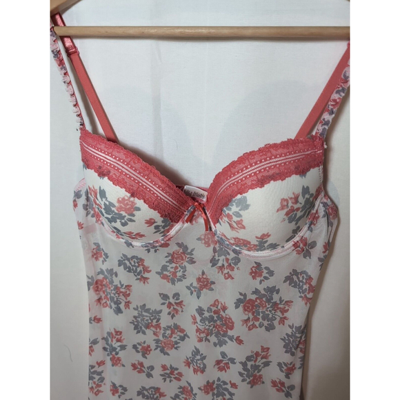 Marilyn Monroe Lingerie, Women's Size M, White and Pink - Picture 2 of 6